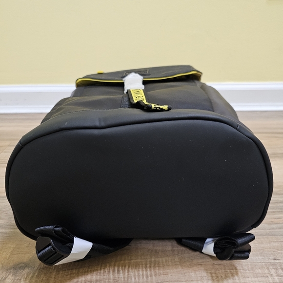 Loungefly Collectiv Batman 85th Anniversary Travelr Full Size Backpack - Picture 7 of 13